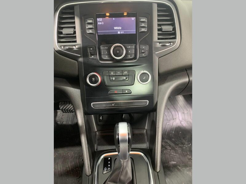 renault-megane-1-90-468628-3469855.jpeg