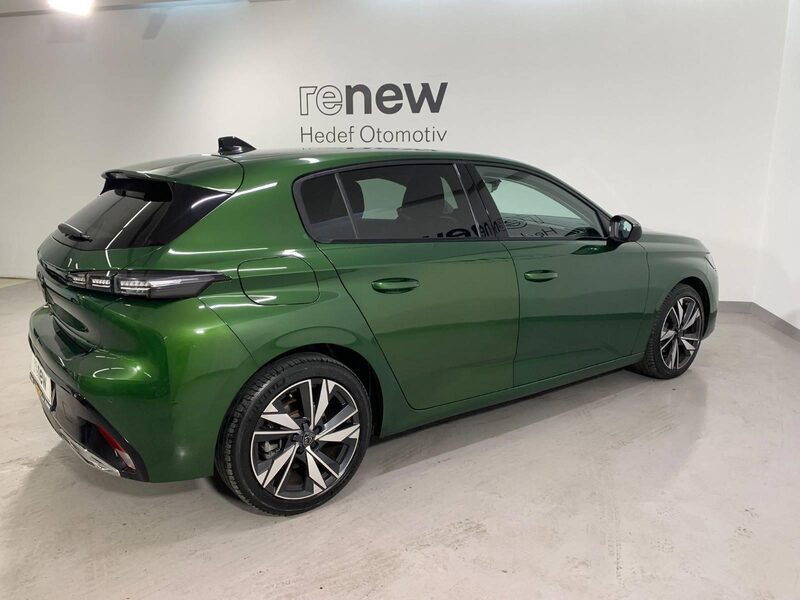 peugeot-308-1-90-456385-3395411.jpeg