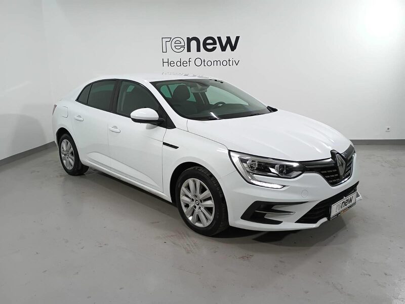 renault-megane-1-90-470679-3483140.jpeg