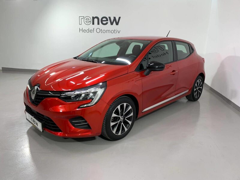 renault-clio-1-90-461716-3427307.jpeg