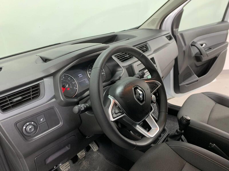renault-express-1-90-468309-3468212.jpeg
