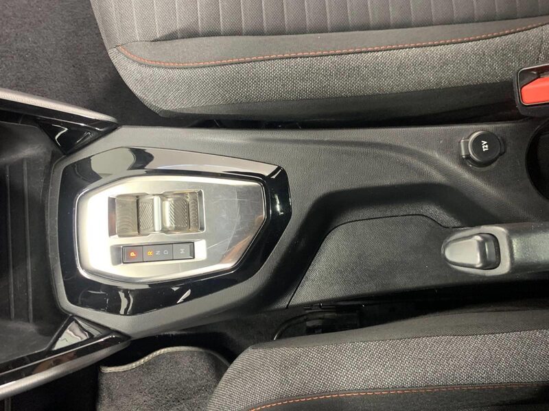 peugeot-2008-1-90-463544-3438563.jpeg