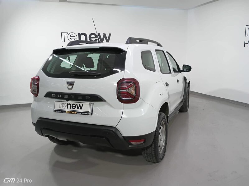 dacia-duster-1-90-465029-3450432.jpeg
