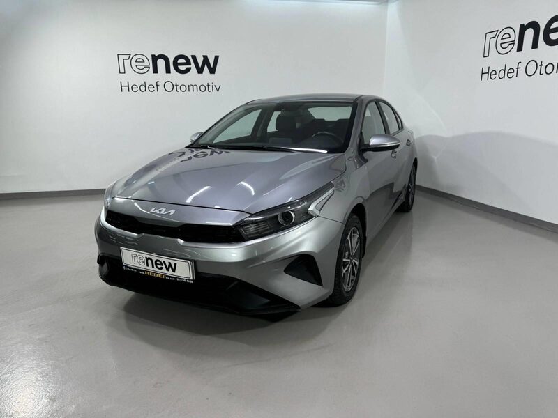 kia-cerato-1-90-461566-3426046.jpeg