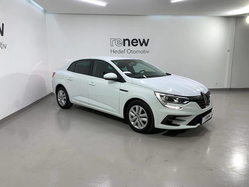 renault-megane-1-90-459186-3410008.jpeg