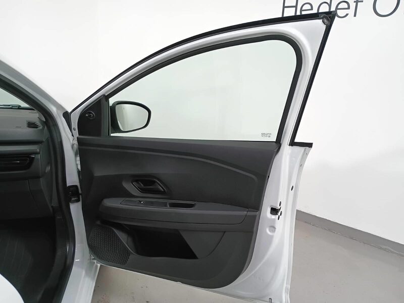 renault-taliant-1-90-470688-3483323.jpeg