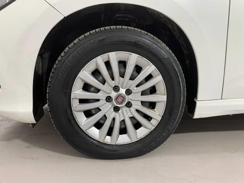 fiat-egea-1-90-467760-3465453.jpeg