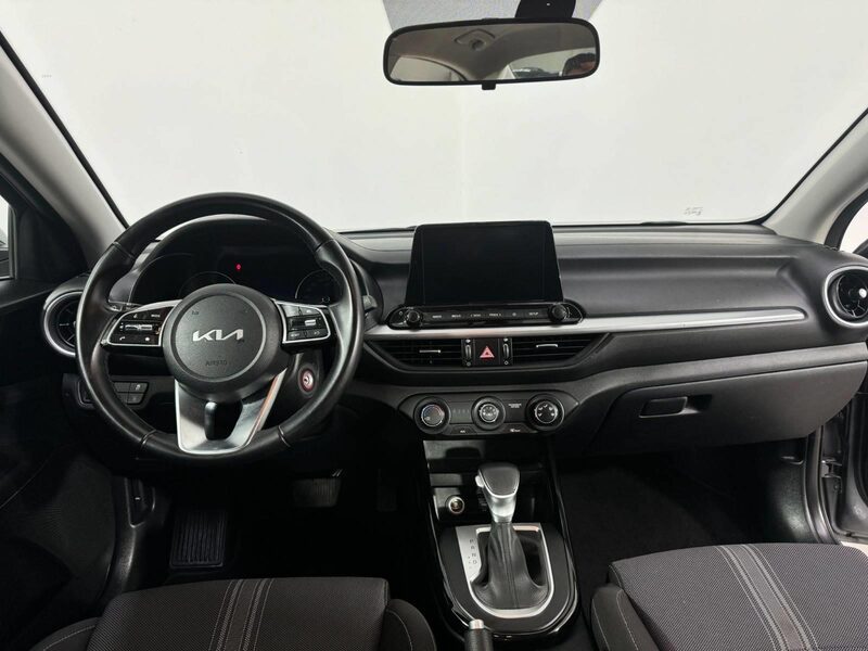 kia-cerato-1-90-461566-3426029.jpeg