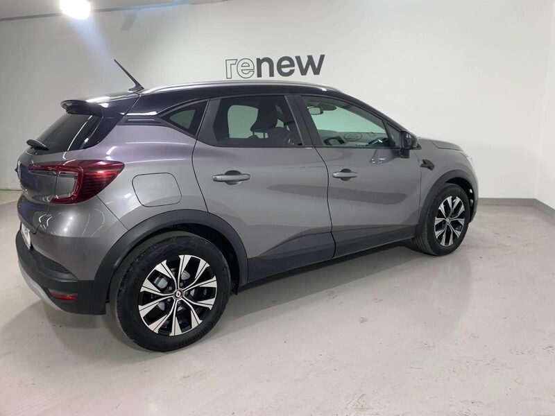renault-captur-1-90-468625-3469824.jpeg