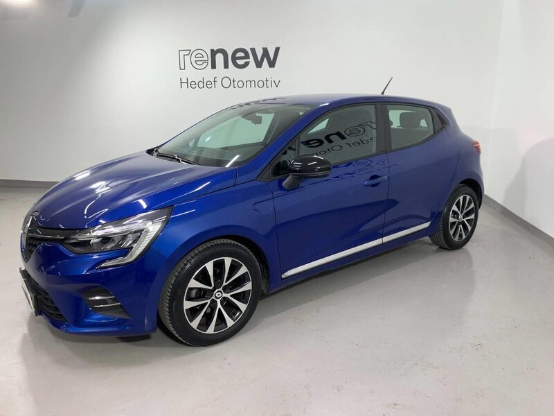 renault-clio-1-90-470393-3481065.jpeg