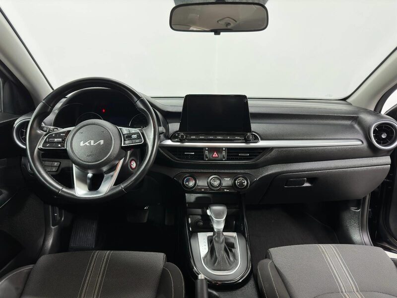 kia-cerato-1-90-462848-3433976.jpeg