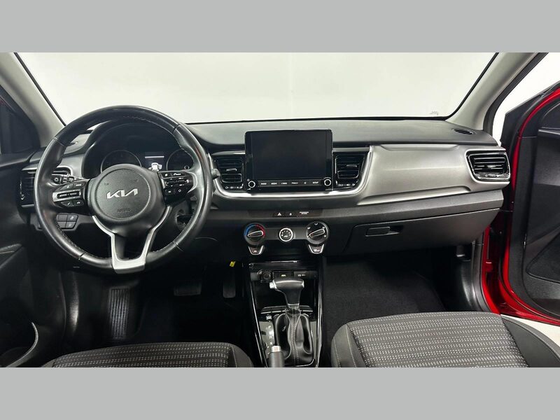kia-stonic-1-90-462843-3433918.jpeg