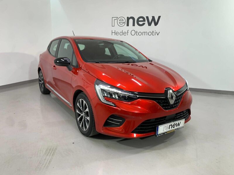 renault-clio-1-90-461716-3427329.jpeg