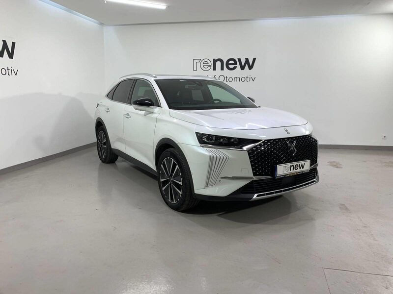 ds-automobiles-ds7-1-90-466435-3456827.jpeg