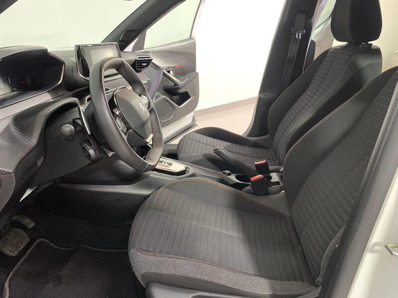 peugeot-2008-1-90-460499-3417784.jpeg
