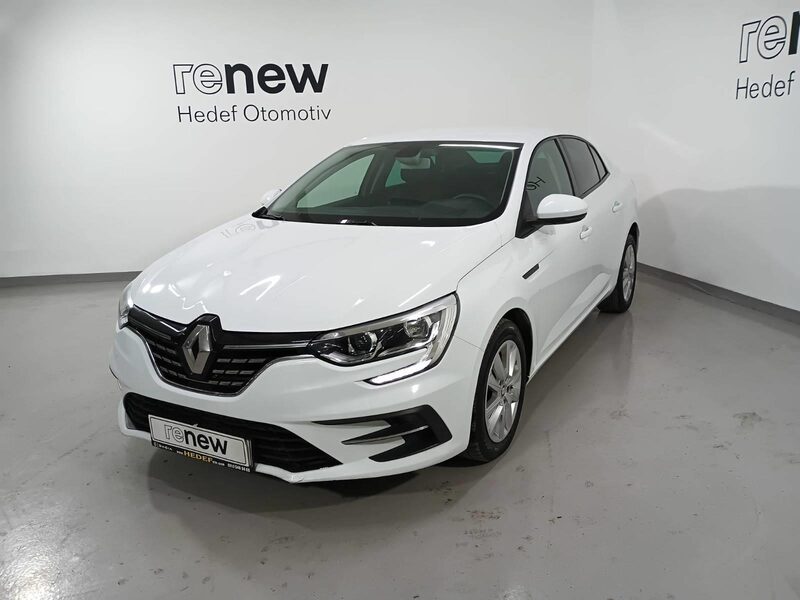 renault-megane-1-90-470679-3483170.jpeg