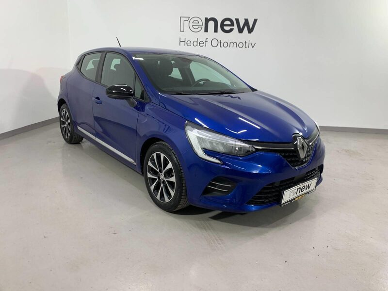 renault-clio-1-90-470393-3481096.jpeg