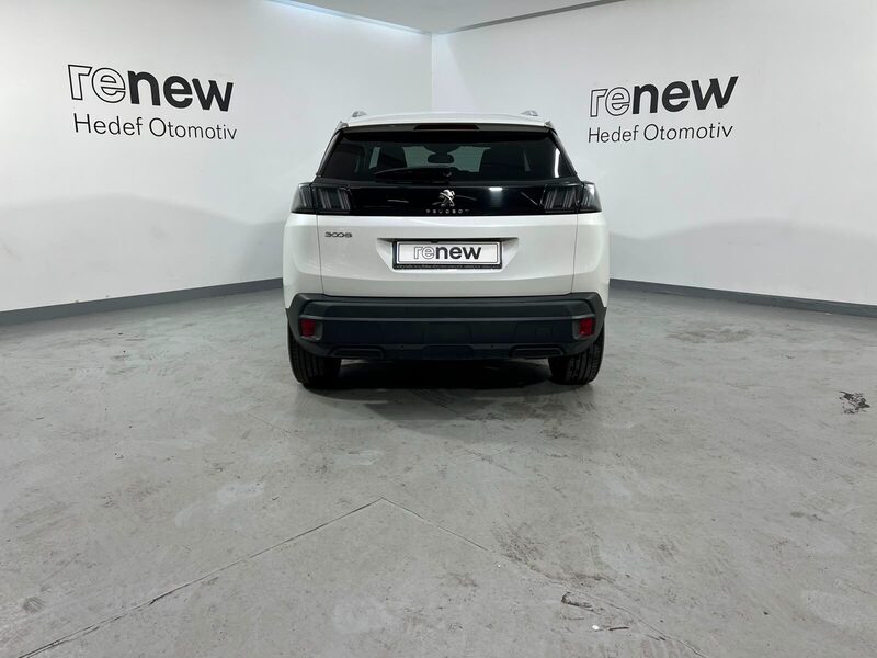 2022 Peugeot 3008