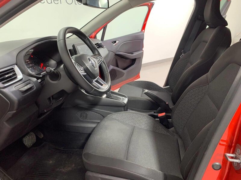 renault-clio-1-90-463392-3437263.jpeg