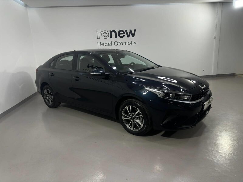 kia-cerato-1-90-462848-3433948.jpeg