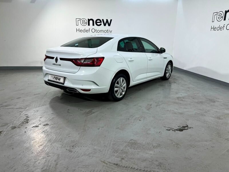 2022 Renault Megane