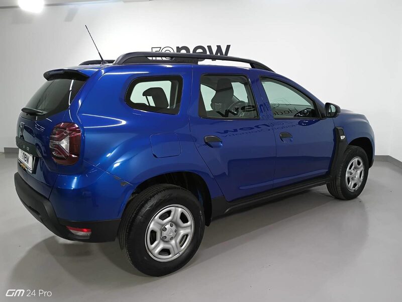 dacia-duster-1-90-463148-3435936.jpeg
