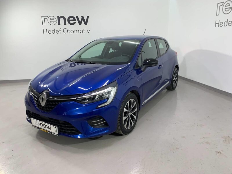 renault-clio-1-90-470393-3481073.jpeg