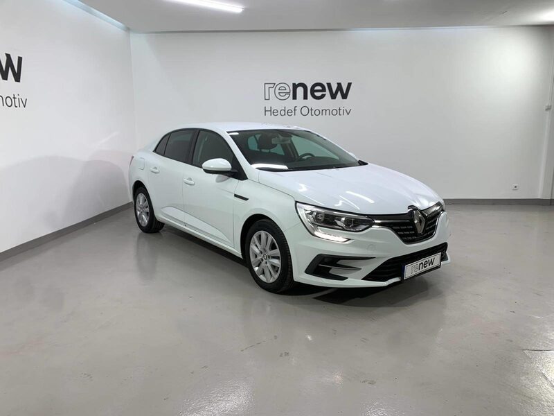 renault-megane-1-90-459186-3409998.jpeg