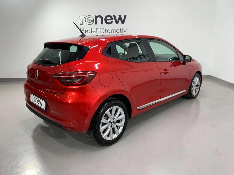 renault-clio-1-90-463392-3437261.jpeg