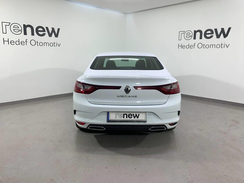 renault-megane-1-90-468628-3469874.jpeg