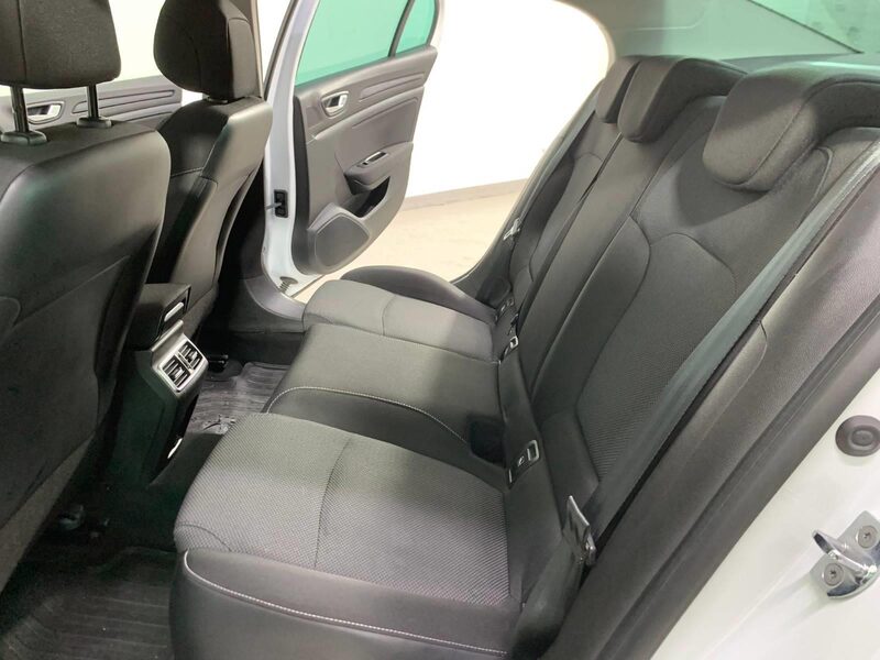 renault-megane-1-90-468307-3468199.jpeg