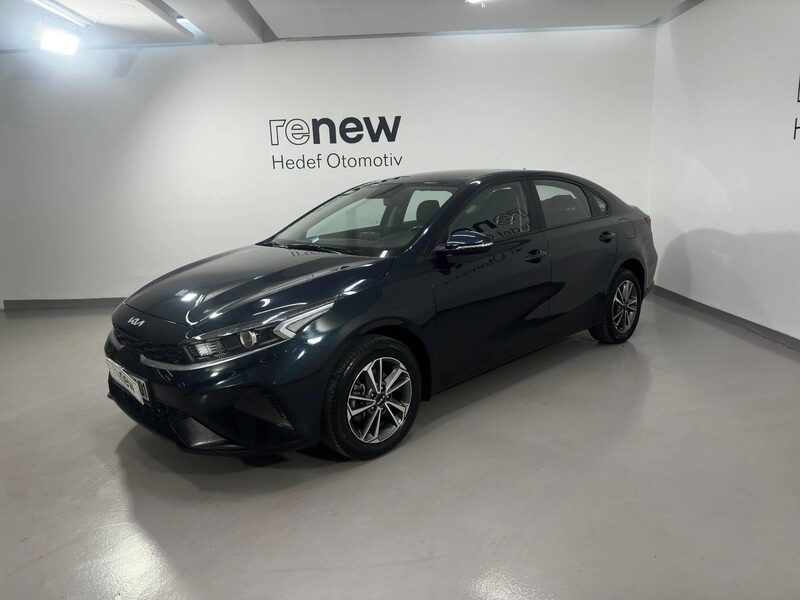 kia-cerato-1-90-462848-3433950.jpeg