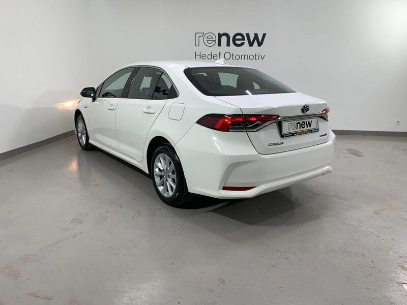 toyota-corolla-1-90-467091-3460957.jpeg
