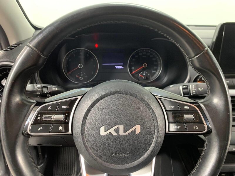kia-cerato-1-90-464232-3444024.jpeg