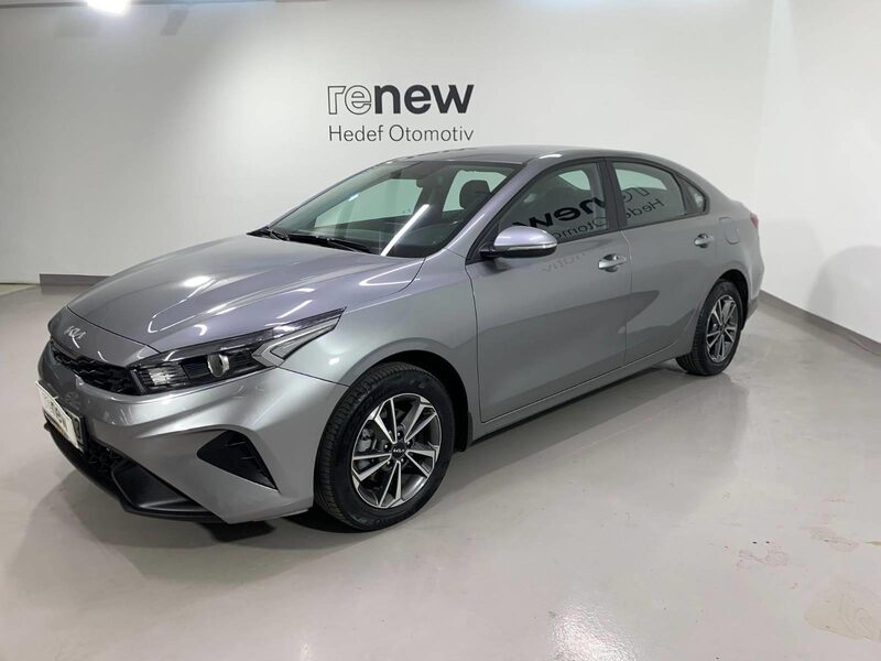kia-cerato-1-90-464232-3444022.jpeg