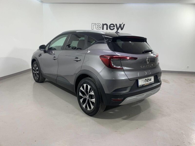 renault-captur-1-90-468625-3469826.jpeg