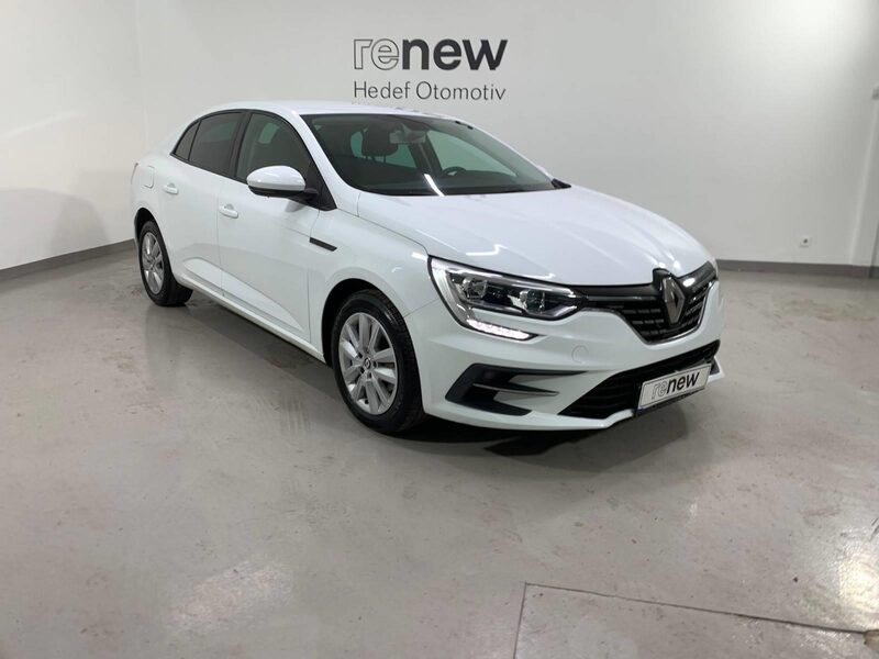 renault-megane-1-90-468307-3468181.jpeg