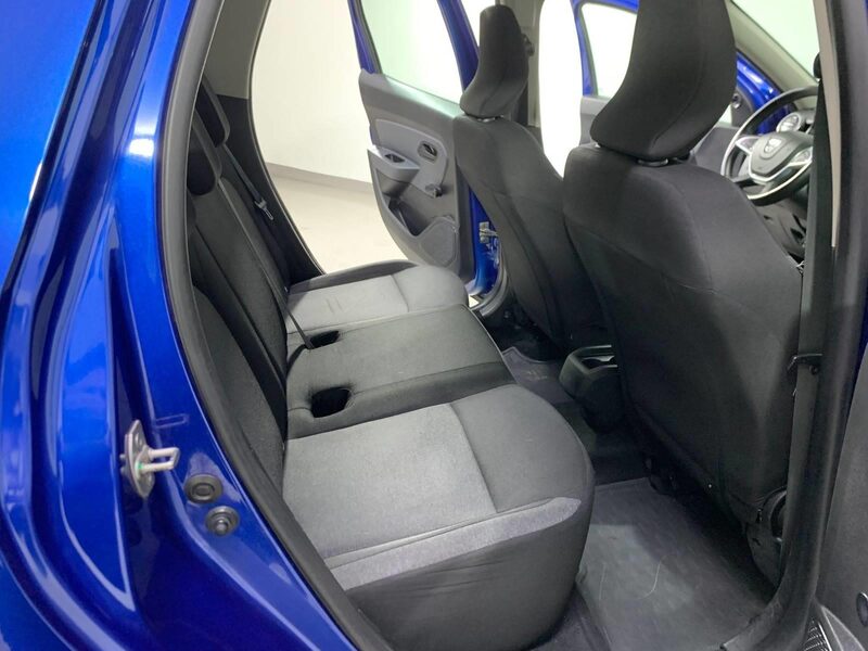 dacia-duster-1-90-467757-3465394.jpeg