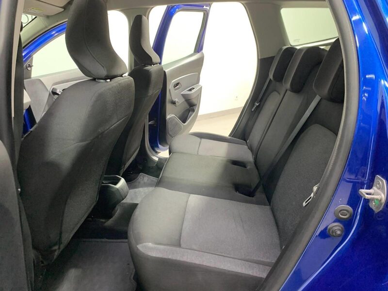 dacia-duster-1-90-467757-3465401.jpeg
