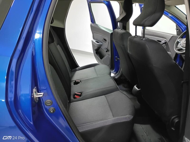 dacia-duster-1-90-463148-3435947.jpeg