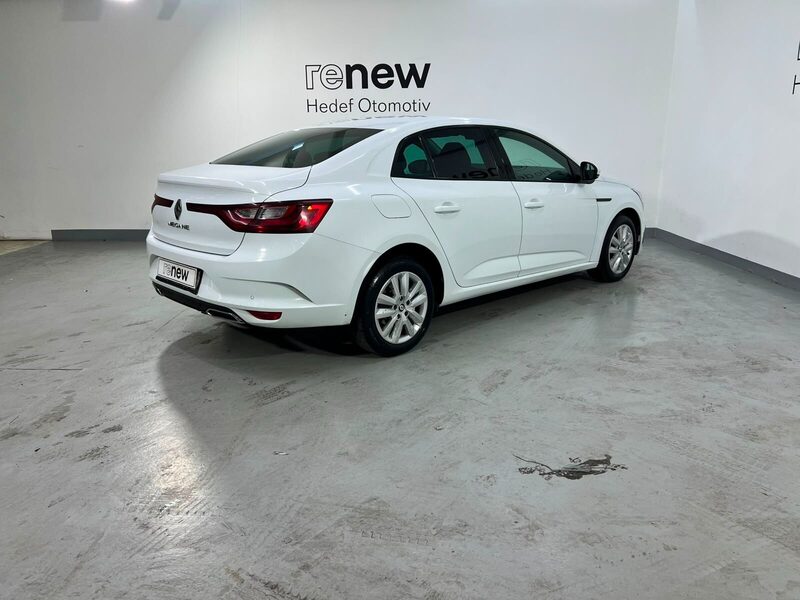 2022 Renault Megane