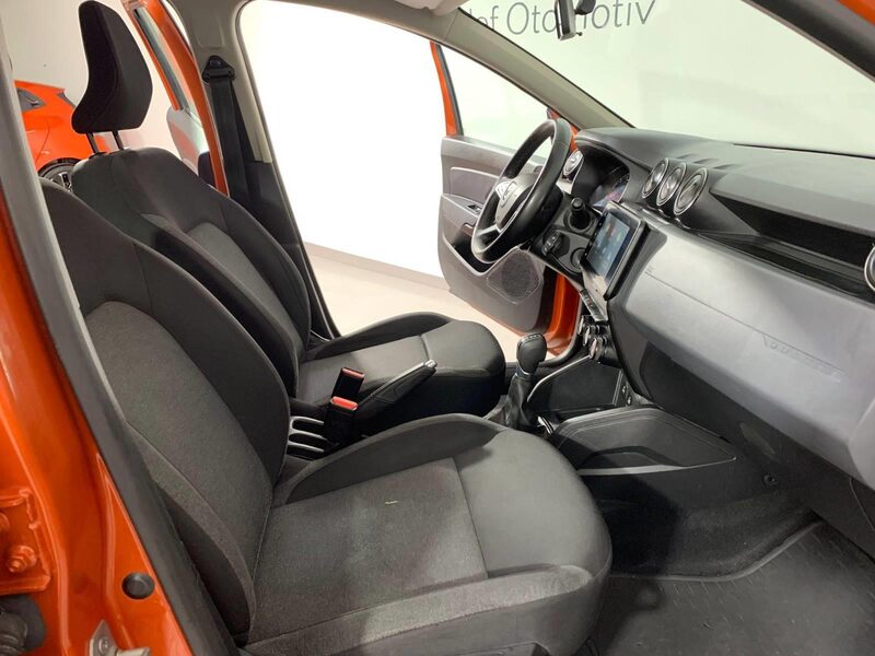 dacia-duster-1-90-460501-3417822.jpeg