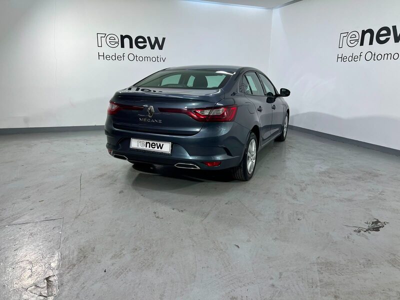 2024 Renault Megane