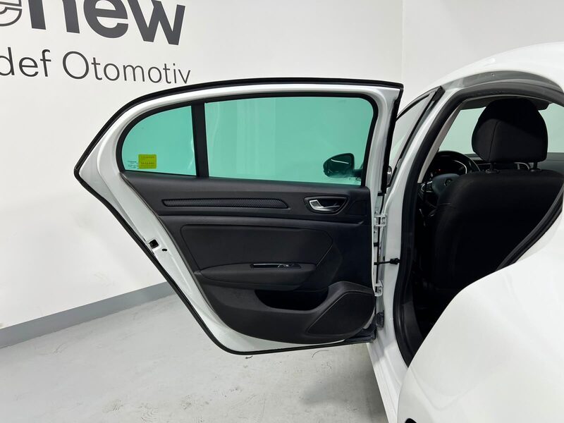2022 Renault Megane