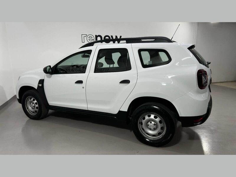dacia-duster-1-90-462833-3433696.jpeg