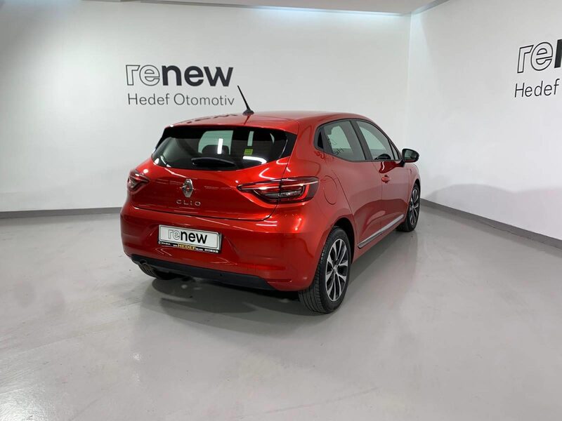 renault-clio-1-90-461716-3427321.jpeg