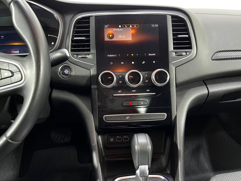 2023 Renault Megane