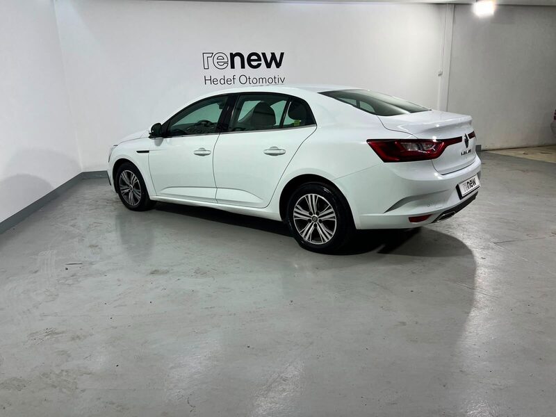 2023 Renault Megane