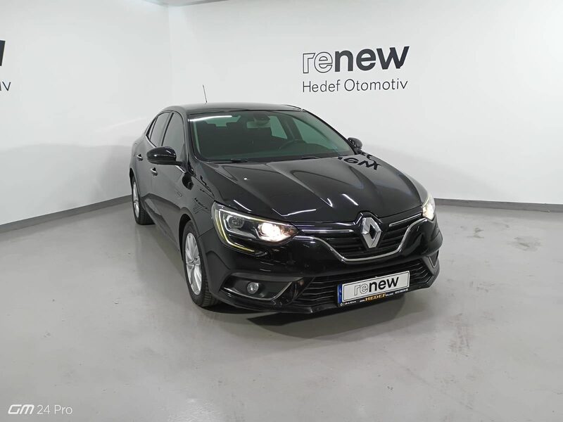renault-megane-1-90-466094-3454640.jpeg
