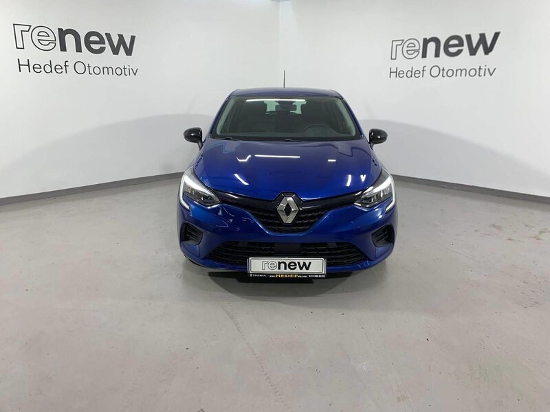 renault-clio-1-90-470353-3480599.jpeg